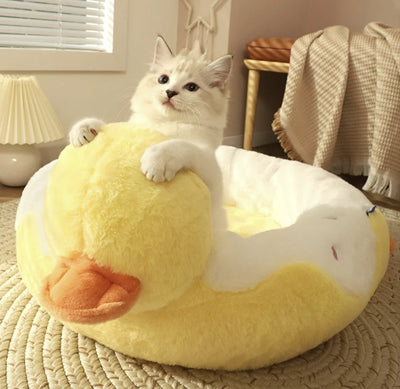 Quirky Duck Doughnut Pet Bed - Fussy Claws and Paws